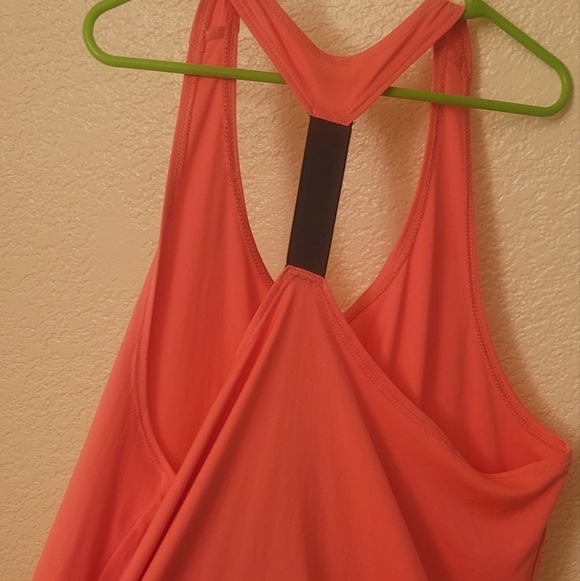 Neon Pink Racer Back Under Armour Shirt Size Small - Picture 5 of 5